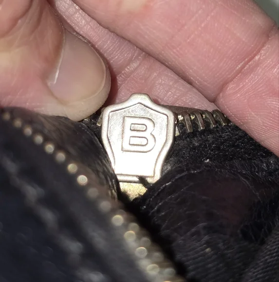 ××× SOLD ××× Balenciaga Classic Clip Clutch - Picture 12 of 15